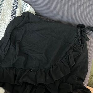 Black tie skirt